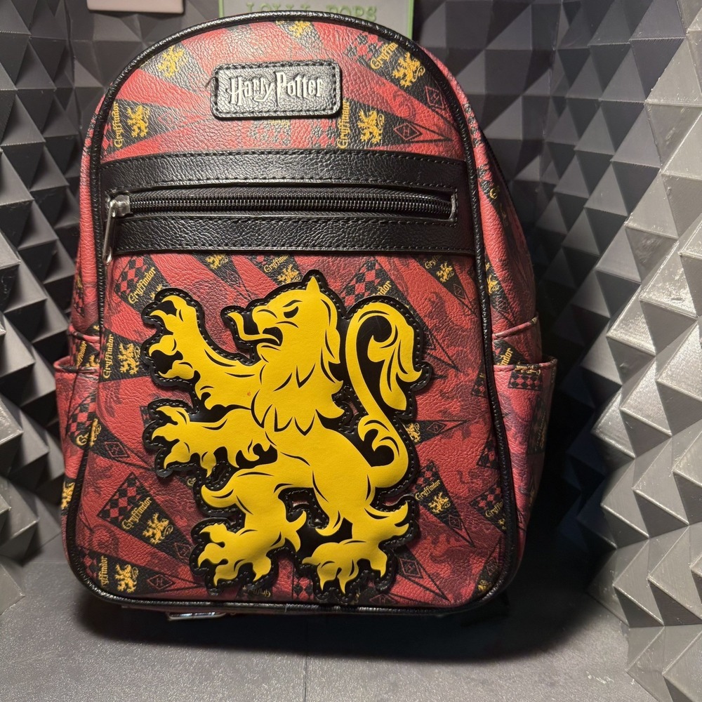 Harry Potter Loungefly Unisex Gryffindor Mini Backpack Scarlet and Gold Lionid
